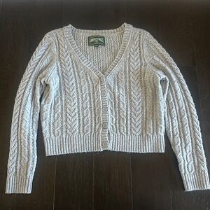 American Eagle slightly cropped gray cable knit cardigan - excellent condition!